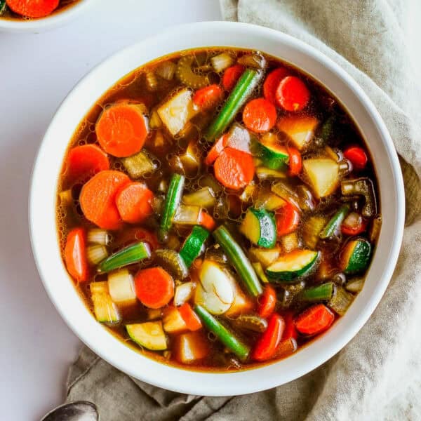 The best recipe for a winter vegetable soup.