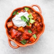 The best recipe for a vegan pumpkin chili.