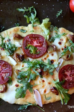 The best roasted garlic pizza recipe.