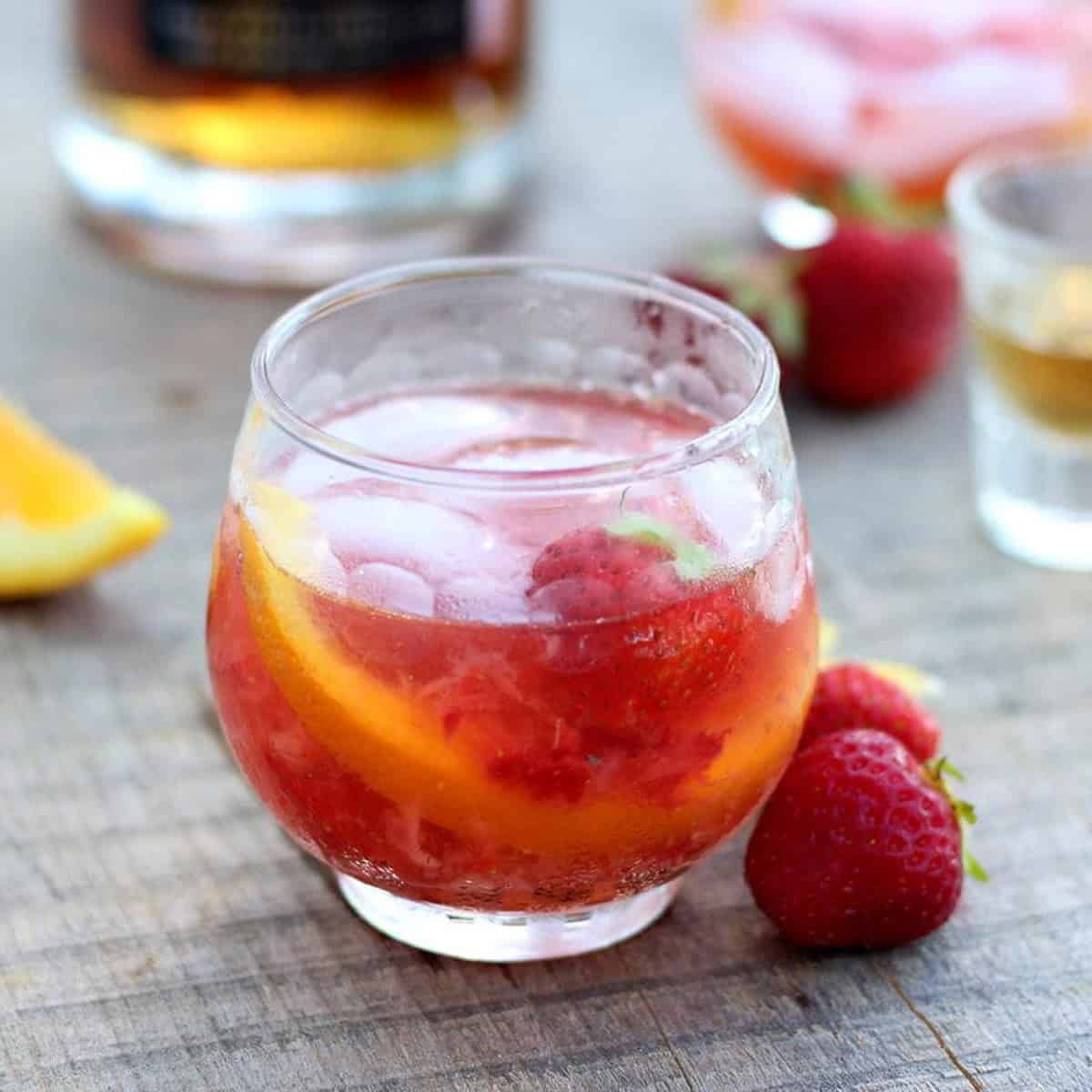 The best recipe for a strawberry old fashioned.