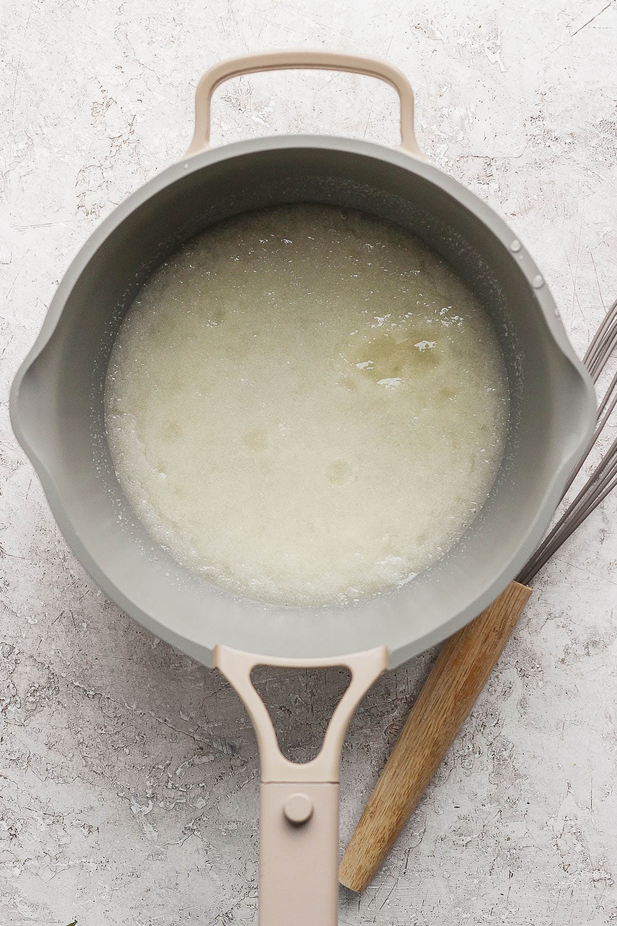 The same sauce pan with the gelatin added.