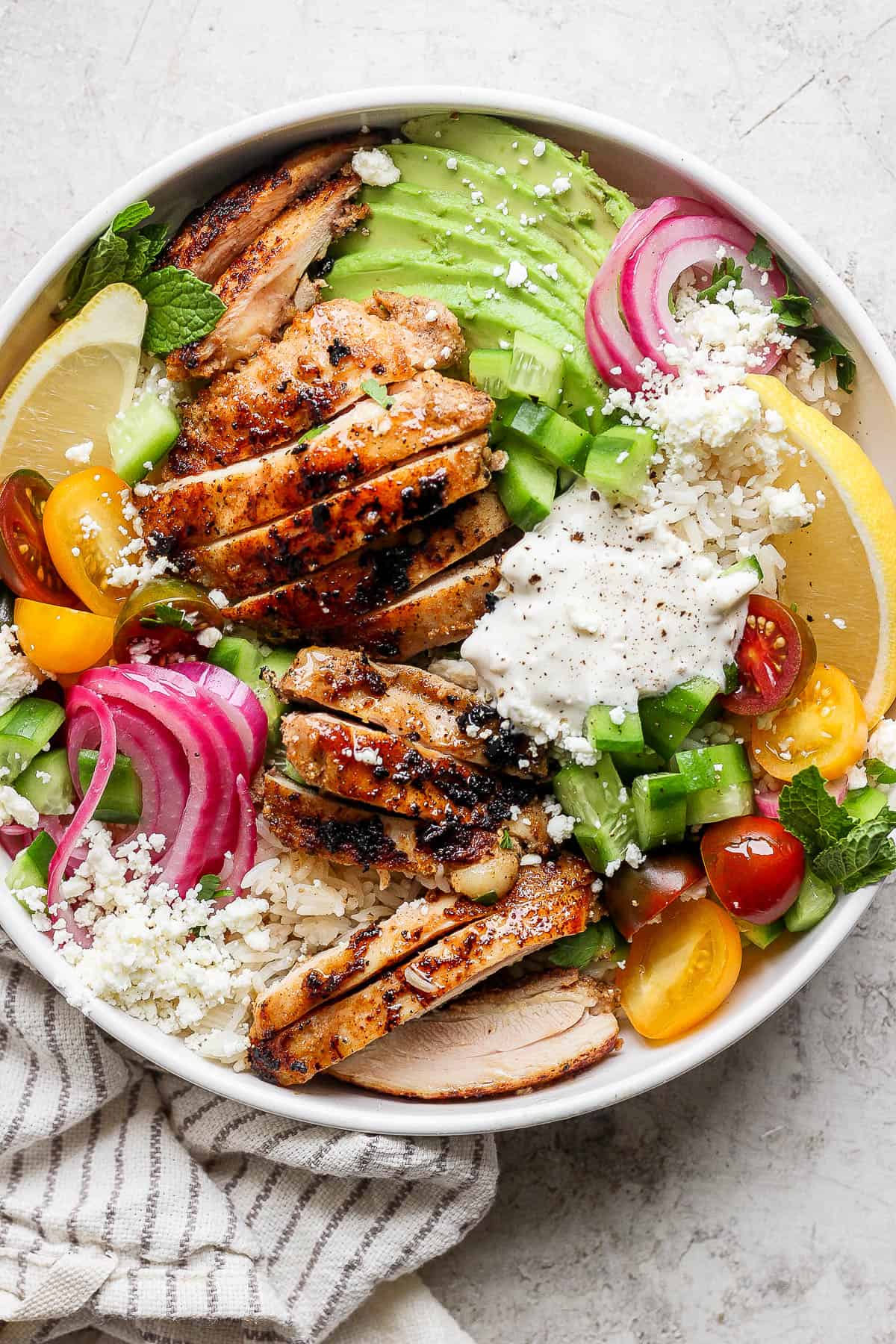 The best recipe for a chicken shawarma bowl.