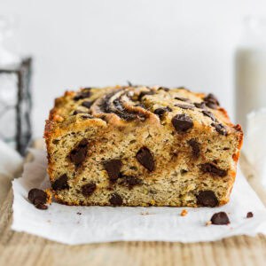 An easy recipe for a paleo chocolate chip banana bread.