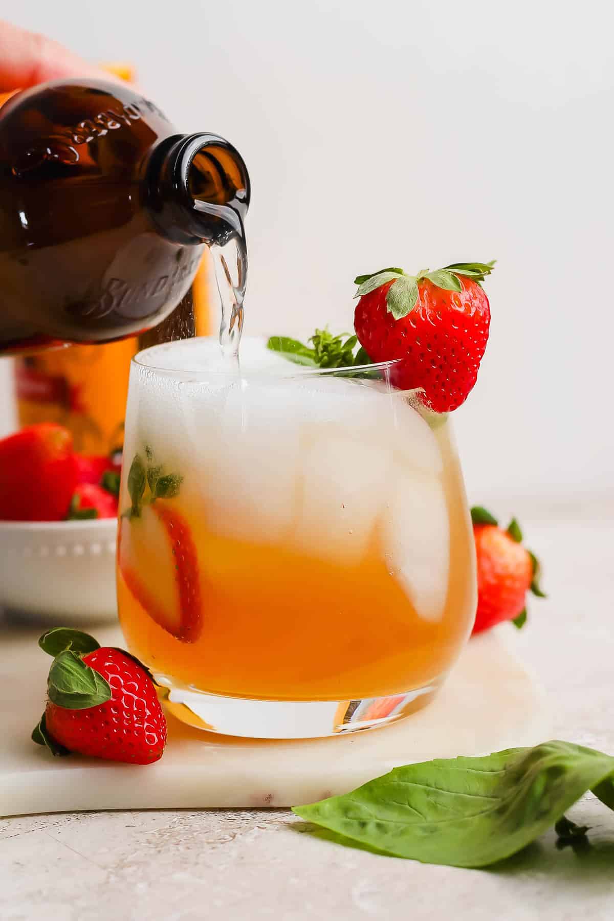 The best recipe for a kentucky buck cocktail.