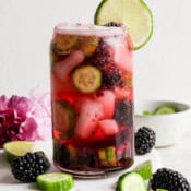 The best blackberry gin and tonic recipe.