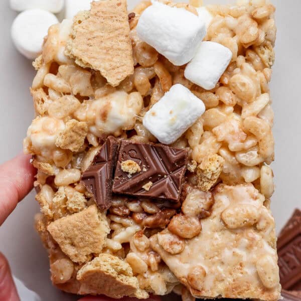 A s'mores rice krispie treat on a plate.