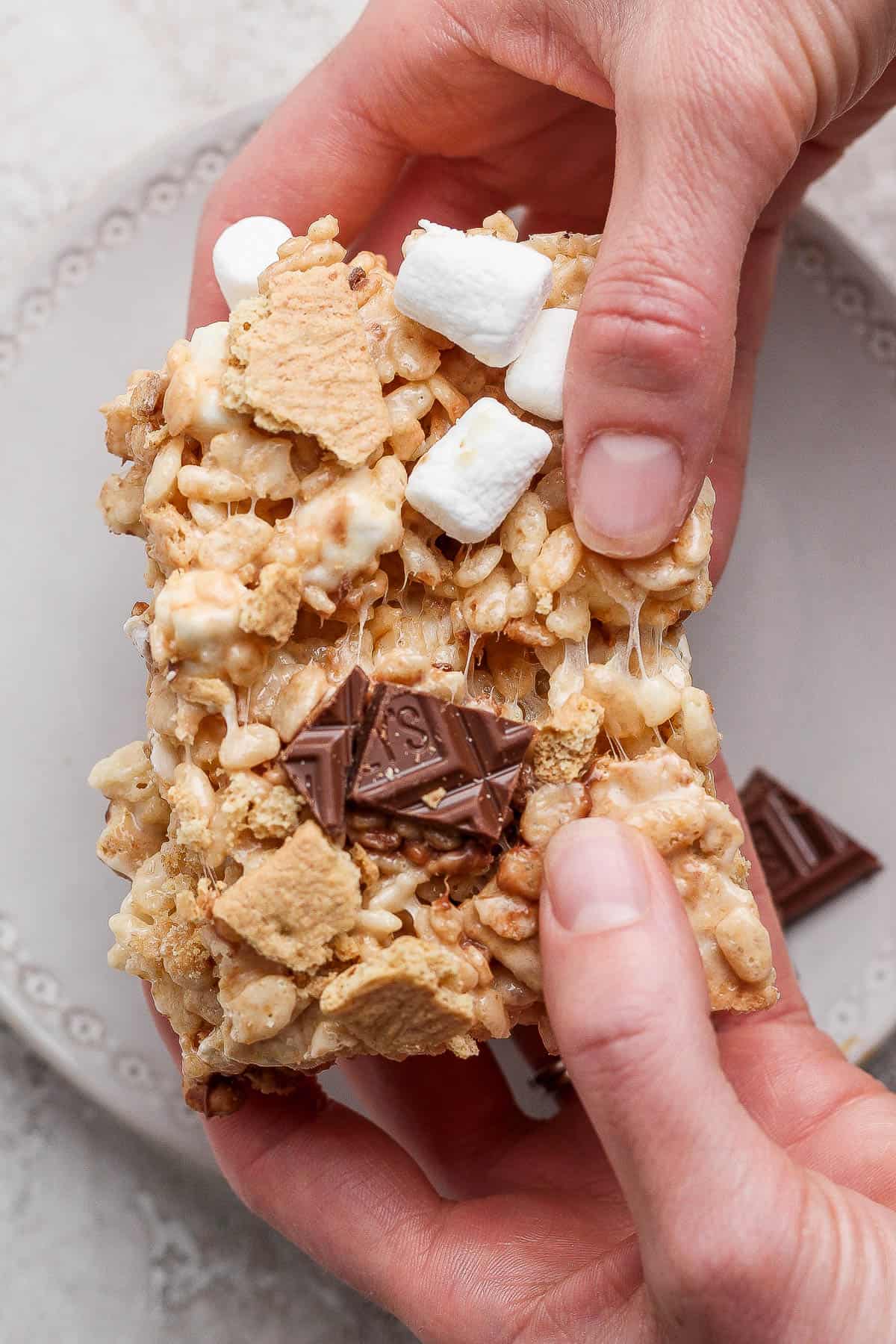 The best recipe for s'mores rice krispie treats.