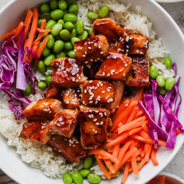 Easy teriyaki salmon rice bowls.