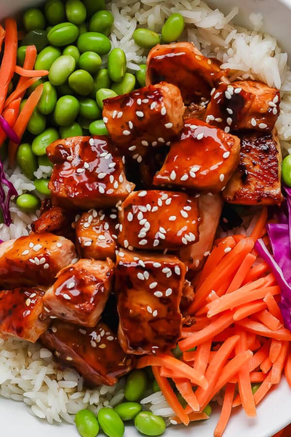Easy teriyaki salmon rice bowls.